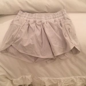 lululemon tracker IV shorts